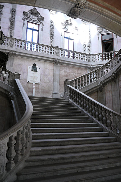2 Porto Escalier Monumental Palais De La Bourse