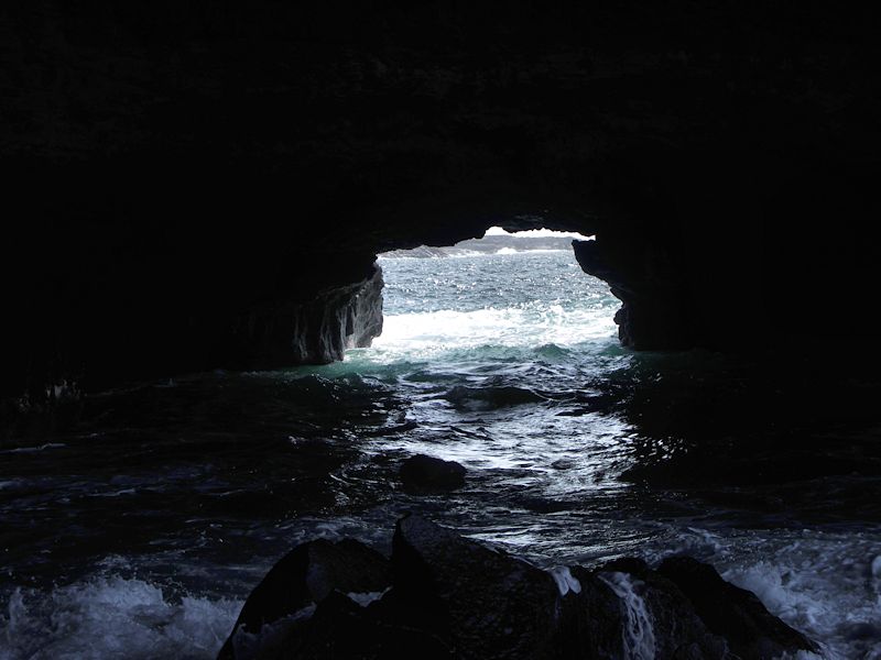 Entree De La Grotte