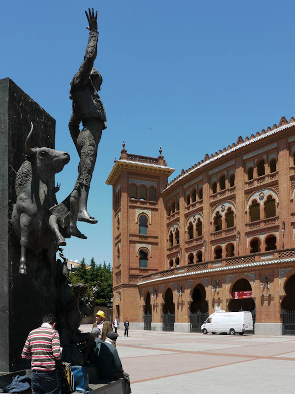 Madrid Plaza De Toros Sculpture Torero