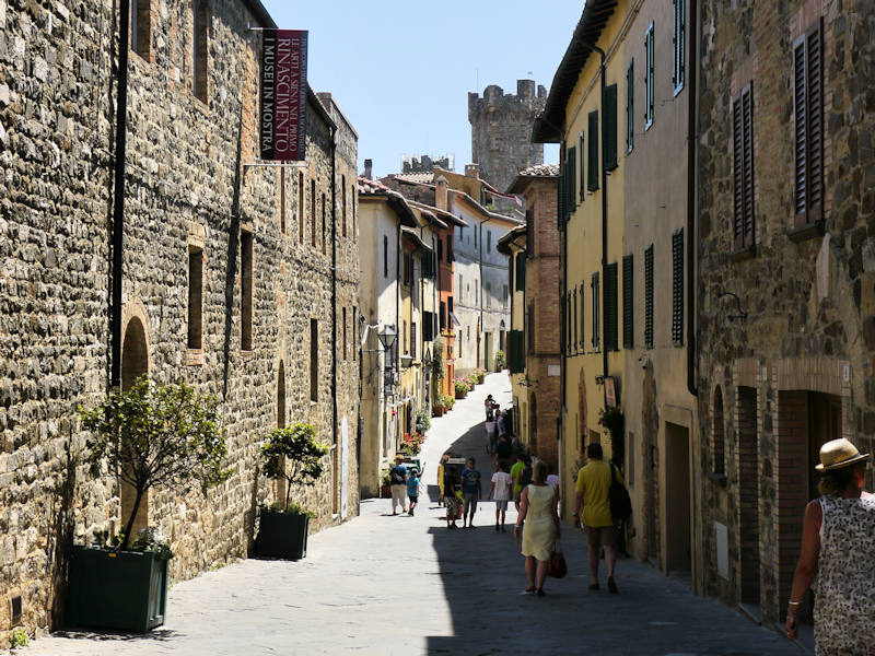 Montalcino Toscane Rue Principale