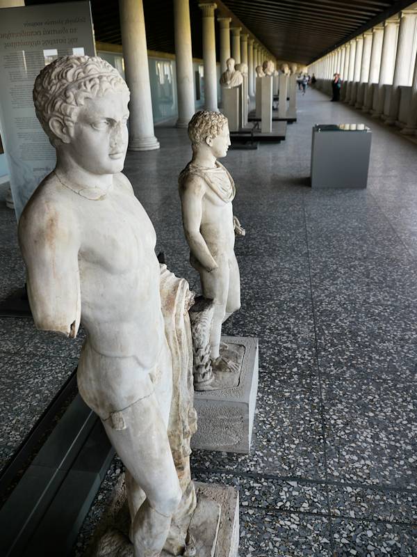Statues Agora Antique Athenes 04